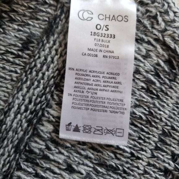 Chaos black & gray toque hat scarf set - Picture 7 of 11